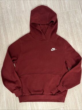 Nike Boys Maroon Hoodie Sweatshirt with White Logo size YXL